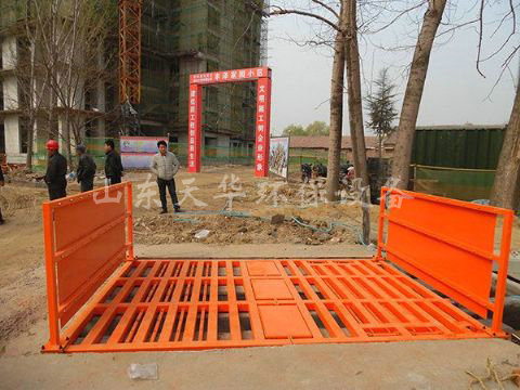 點(diǎn)擊查看詳細(xì)信息<br>標(biāo)題：鄆城百居安豐澤家園工程洗車機(jī) 閱讀次數(shù)：3244